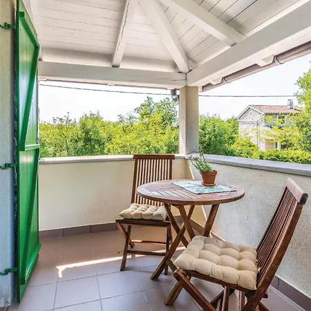 Amazing In With Kitchen * Malinska