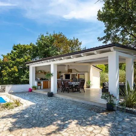 Semesterbostad Cozy In With Wifi Malinska